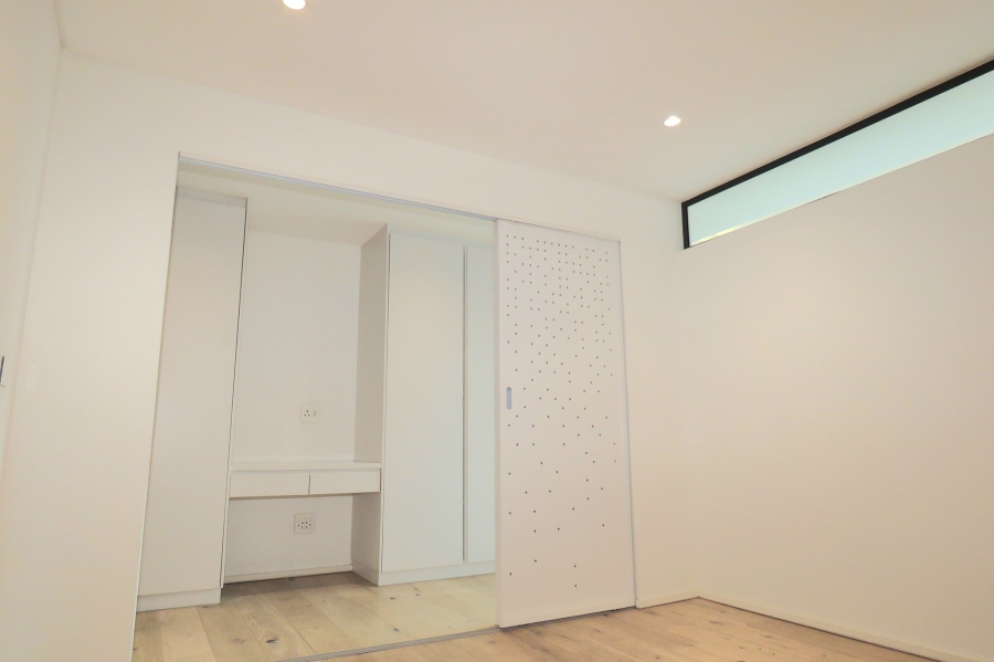 To Let 1 Bedroom Property for Rent in Woodstock Western Cape